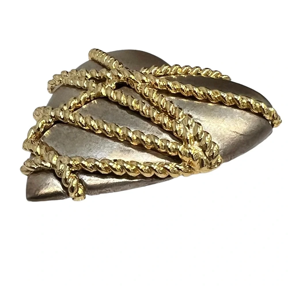 VINTAGE HEART BROOCH IN SILVER TONE WITH GOLD TONE ROPES